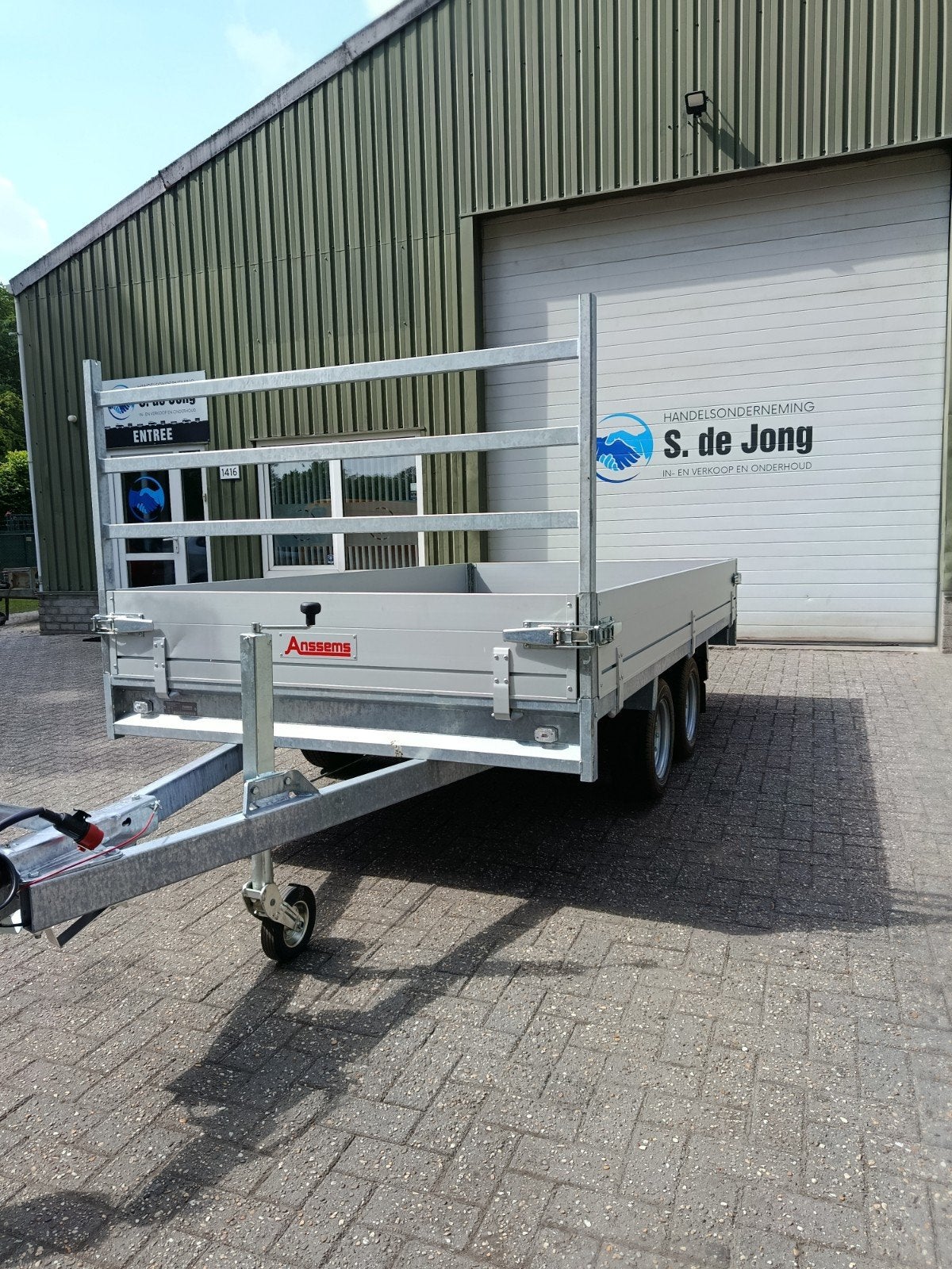 Plateauwagen Anssems 3-tonner, Ophalen