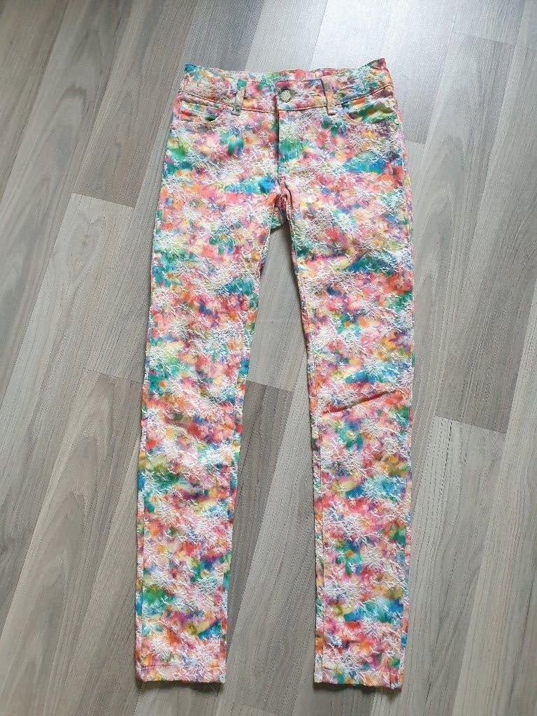 Vingino jeans, kleurrijk, maat 10 jaar, Kinderen en Baby's, Kinderkleding | Maat 134, Broek, Gebruikt, Meisje, Ophalen of Verzenden