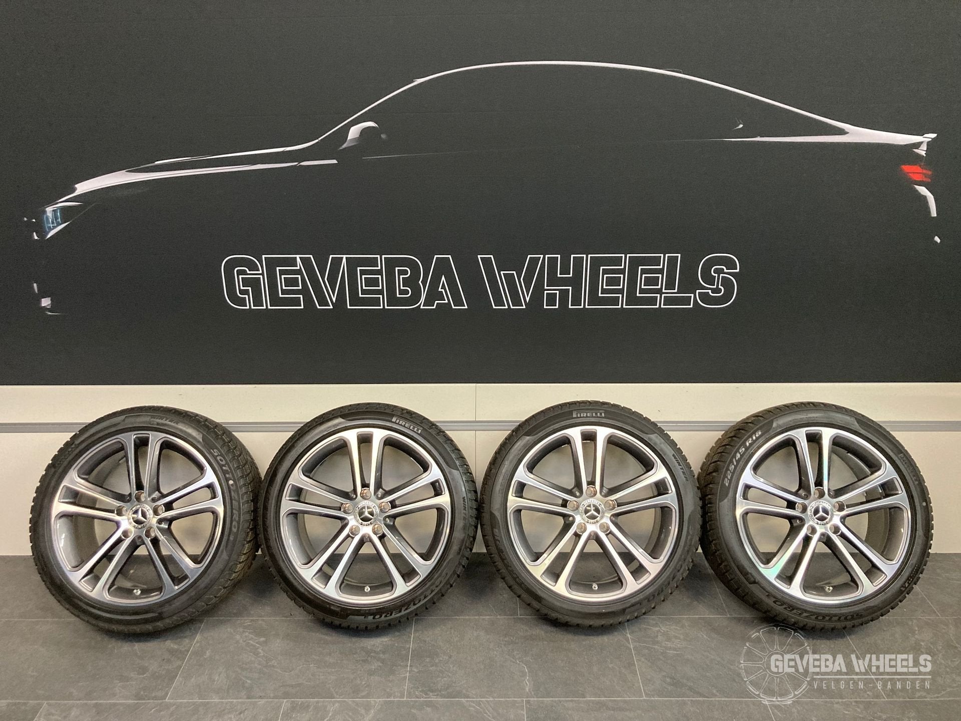 18” originele Mercedes C klasse W206 velgen + winterbanden, Auto-onderdelen, 18 inch, Gebruikt, -, -