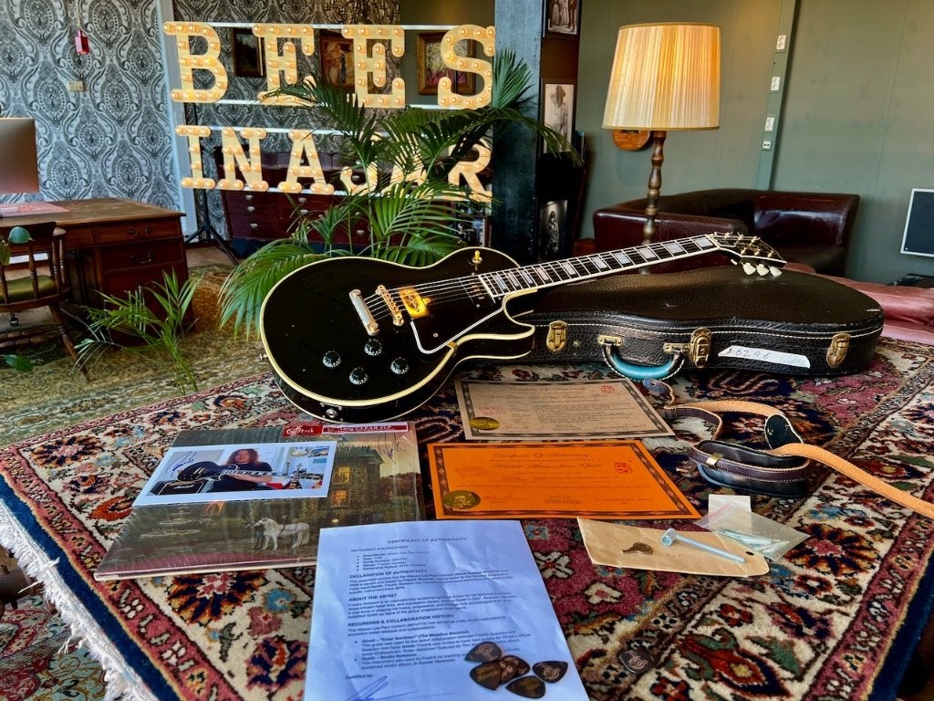 Rock Star owned 1956 Gibson Les Paul Custom Black Beauty, Muziek en Instrumenten, Gebruikt, Gibdon, Ophalen of Verzenden, Mel@gibson.com