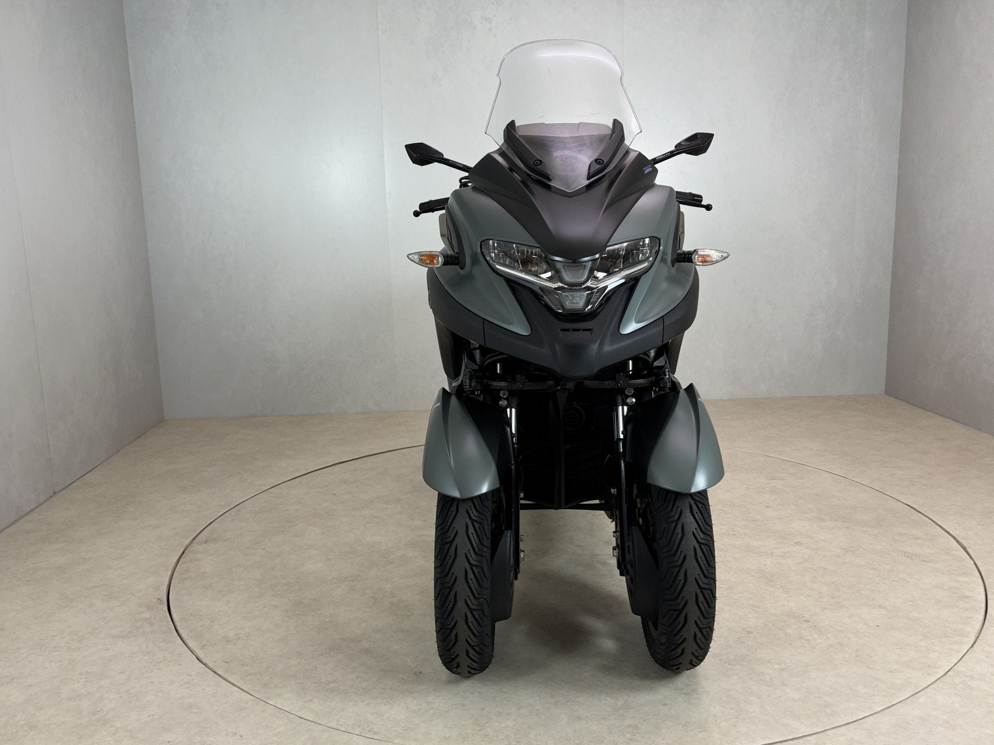 Yamaha TRICITY 300 (bj 2020), Motoren, Scooter, Klantenservice@yamaha-motor.nl, Koolhovenlaan 101
1119 NC  Schiphol-Rijk, NL, ABS