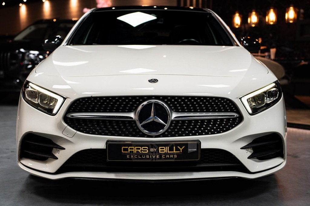 Mercedes-Benz A-klasse A250 AMG LINE|PANO|AUT|SFEER, 15 km/l, Gebruikt, Euro 6, 4 cilinders