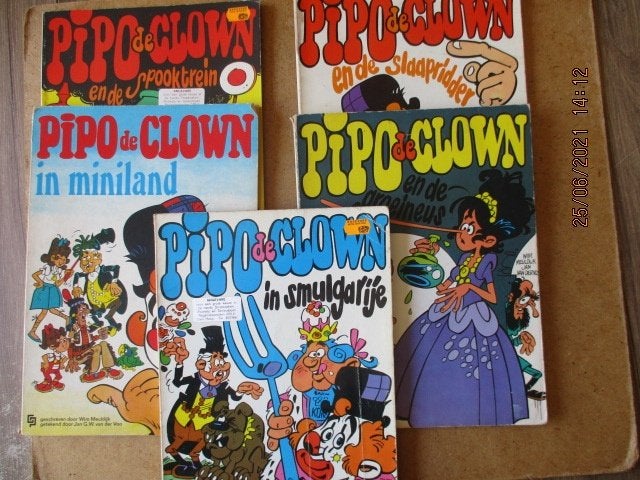 adv3754 pipo de clown, Boeken, Stripboeken, Eén stripboek, Ophalen, Gelezen