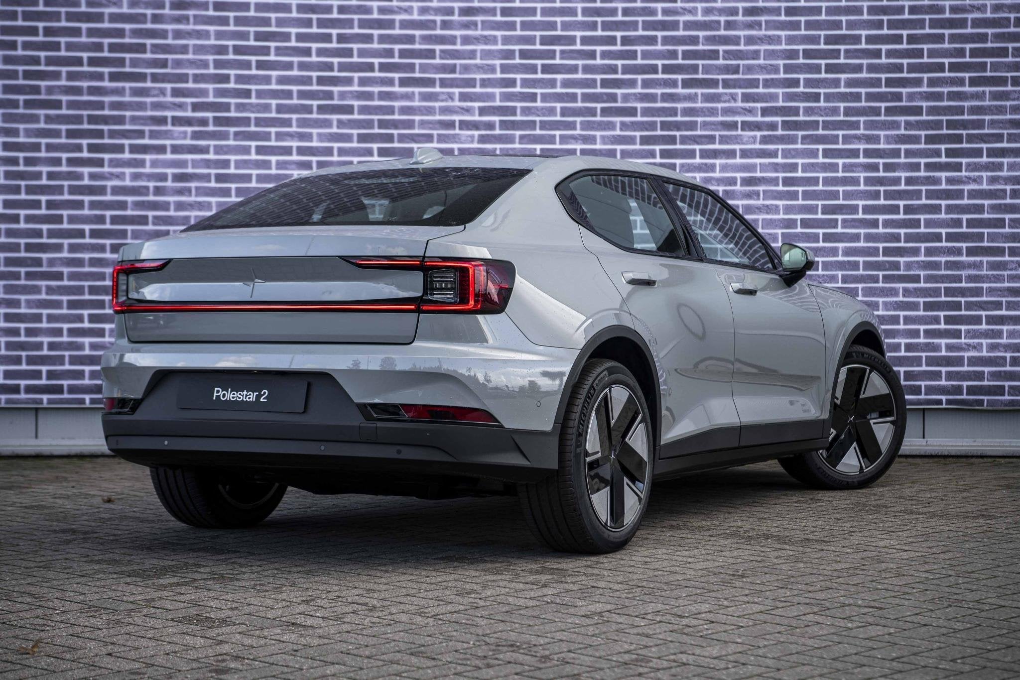 Polestar 2 Long Range Single Motor Prime 82 kWh | Pilot assi, Auto's, Automaat, Polestar 2, Achterwielaandrijving, 82 kWh