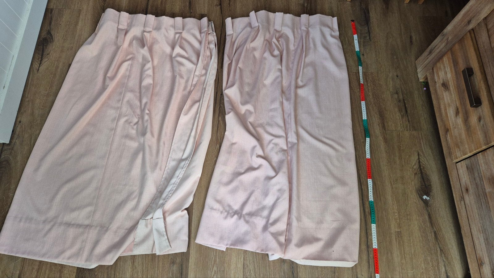 Diverse gordijnen: roze lichtdoorlatend & verduisterend, Ophalen, Gebruikt, 100 tot 150 cm, 200 cm of meer