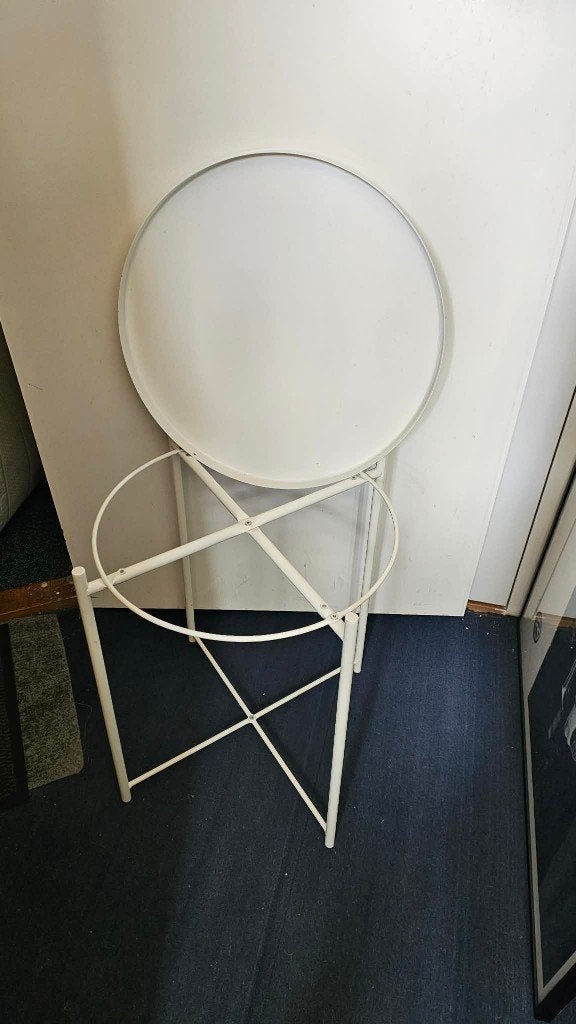 tafeltje 2 stuks  45 x 52 cm met afneembaar blad, Minder dan 55 cm, Metaal of Aluminium, Rond, Modern