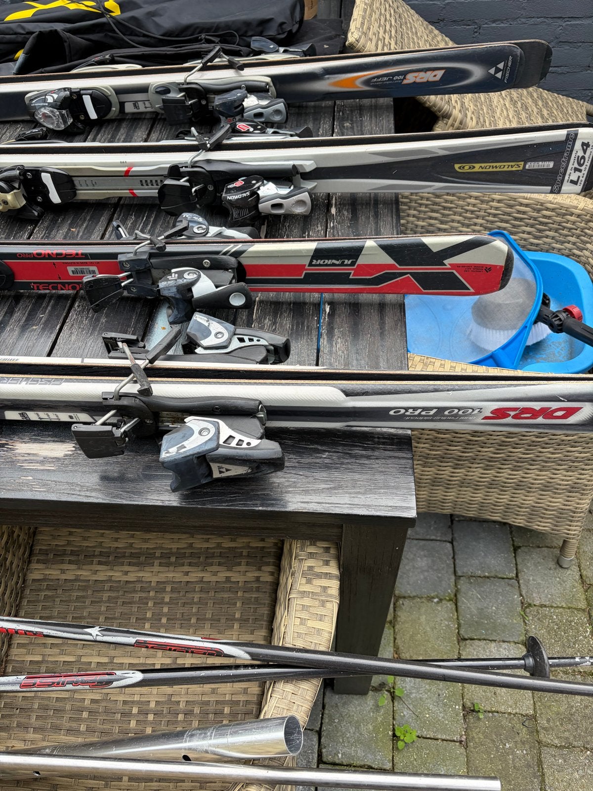 Diverse ski's en skistokken - Verschillende merken, 140 tot 160 cm, Gebruikt, Skiën, Ski's