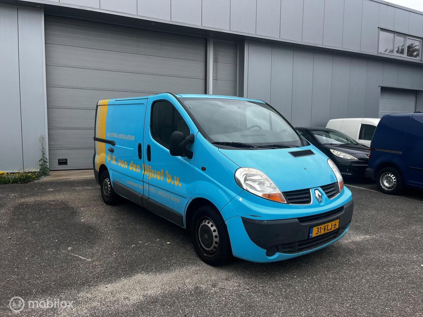 Renault Trafic bestel 2.0 dCi T27 L1H1 Airco / 2x schuifdeur, Auto's, Bestelauto's, 4 cilinders, Origineel Nederlands, Bedrijf