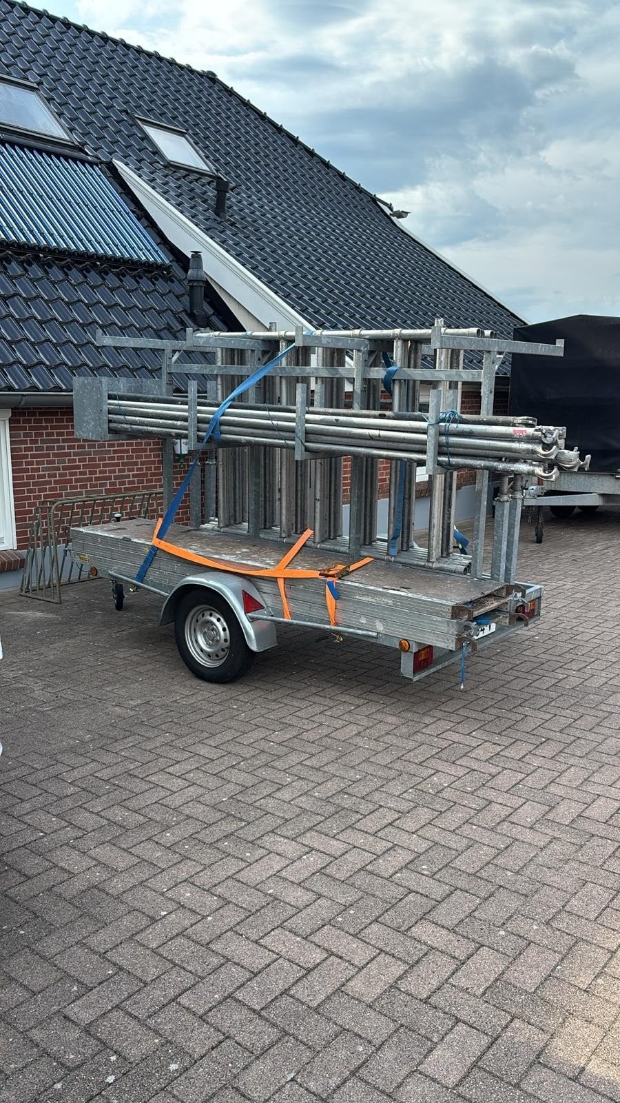 Te huur rolsteiger op aanhanger -, Ophalen of Verzenden, Rolsteiger of Kamersteiger, 5 meter of hoger