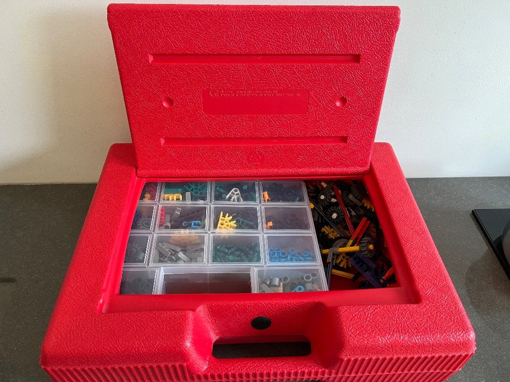 Koffer met K'nex (40 x 30 x 12 cm), Ophalen of Verzenden, Zo goed als nieuw, K'nex