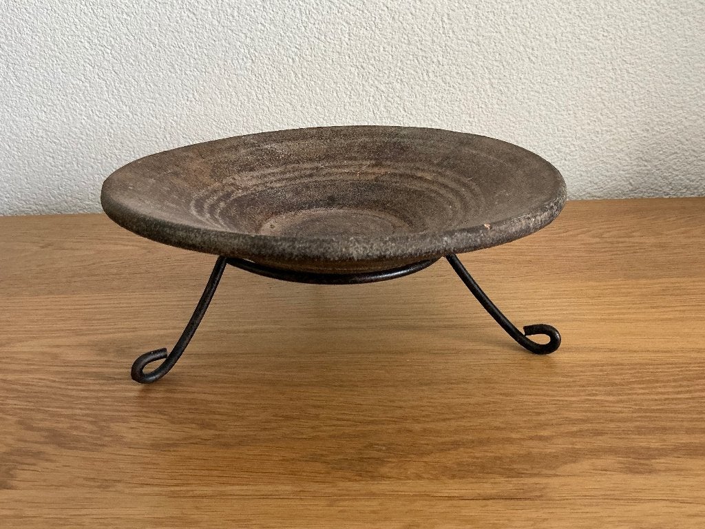 Decoratieschaal op pootjes - mooie blikvanger, Gebruikt, Schaal, Rond, Ophalen of Verzenden