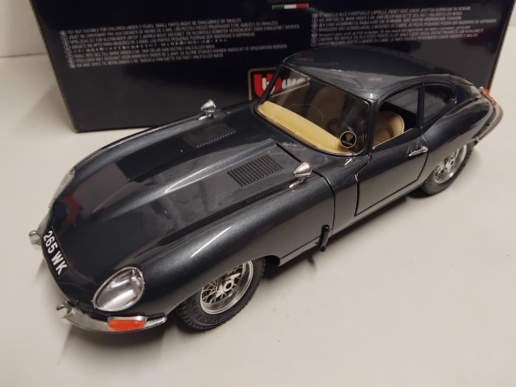 Jaguar E Type coupe antraciet Bburago metal 1:18 KRD, Ophalen of Verzenden, Zo goed als nieuw, Auto, Bburago