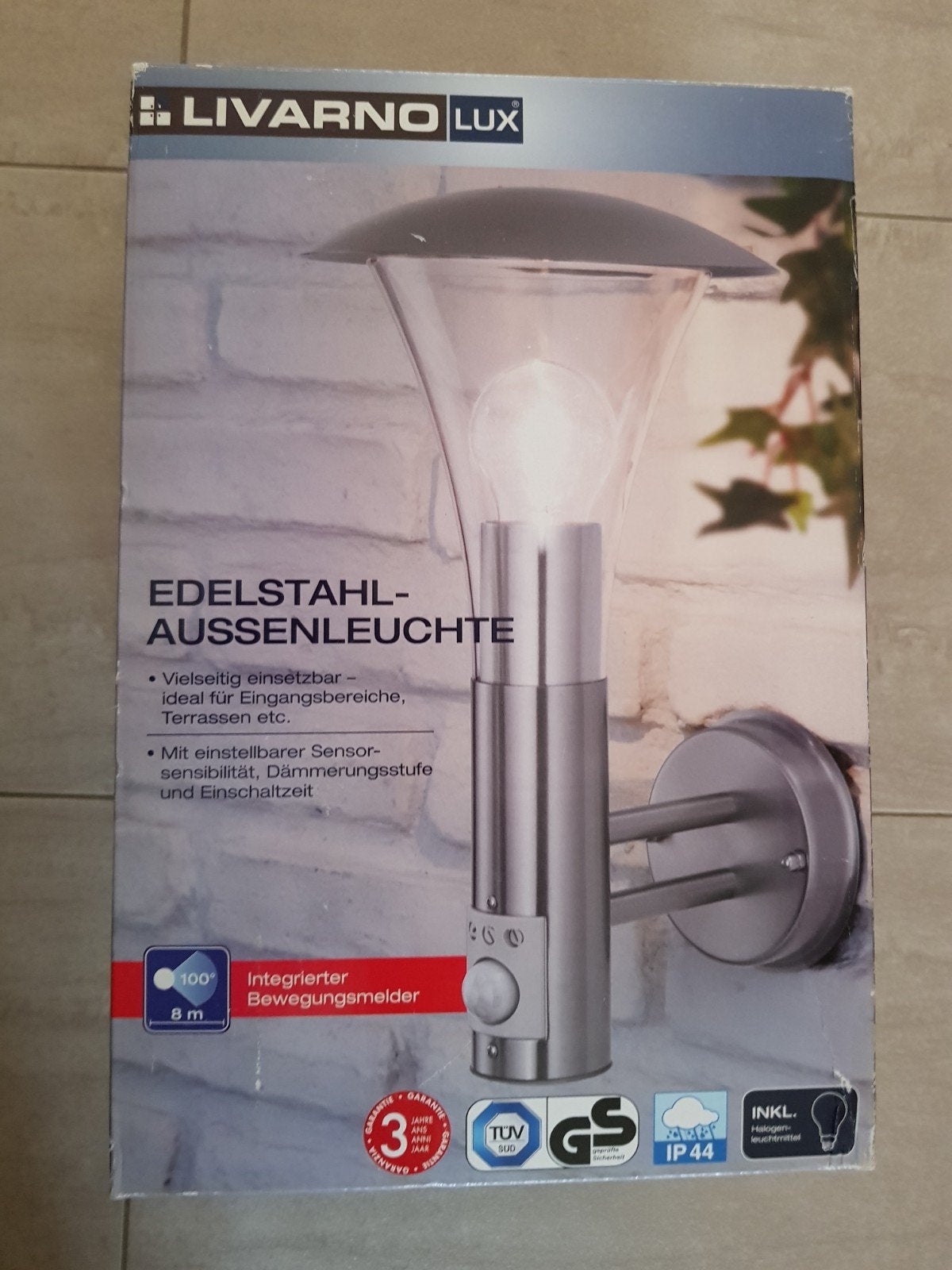 Nieuw Livarno buitenlampen met sensor., Minder dan 50 watt, Wandlamp, Nieuw, Ophalen of Verzenden