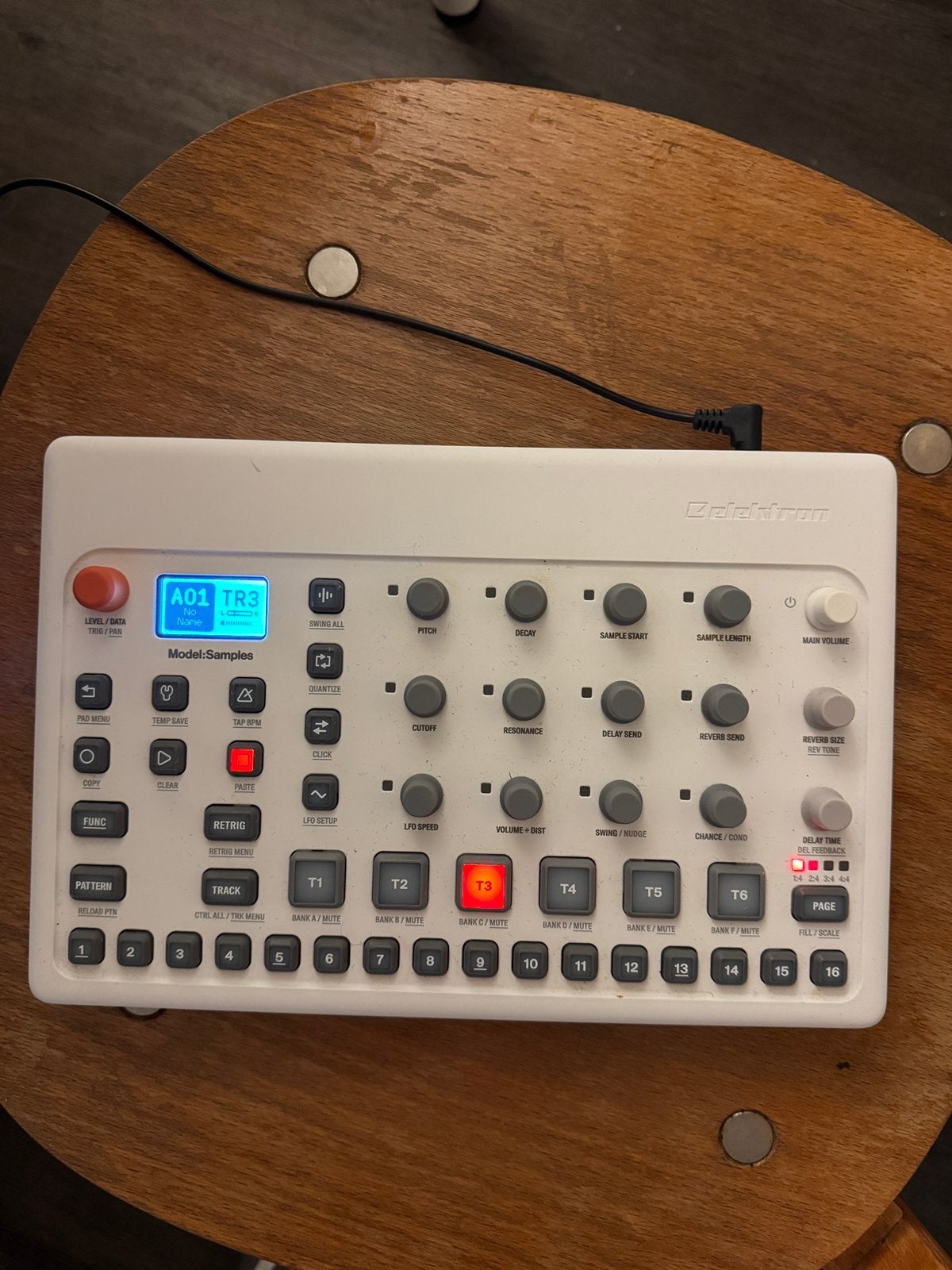 Elektron Model:Samples, Ophalen of Verzenden, Zo goed als nieuw, Overige merken