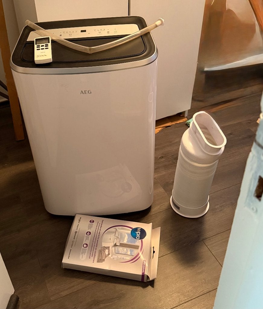 Mobiele airco, Witgoed en Apparatuur, Ophalen, Minder dan 60 m³, 3 snelheden of meer, Zo goed als nieuw
