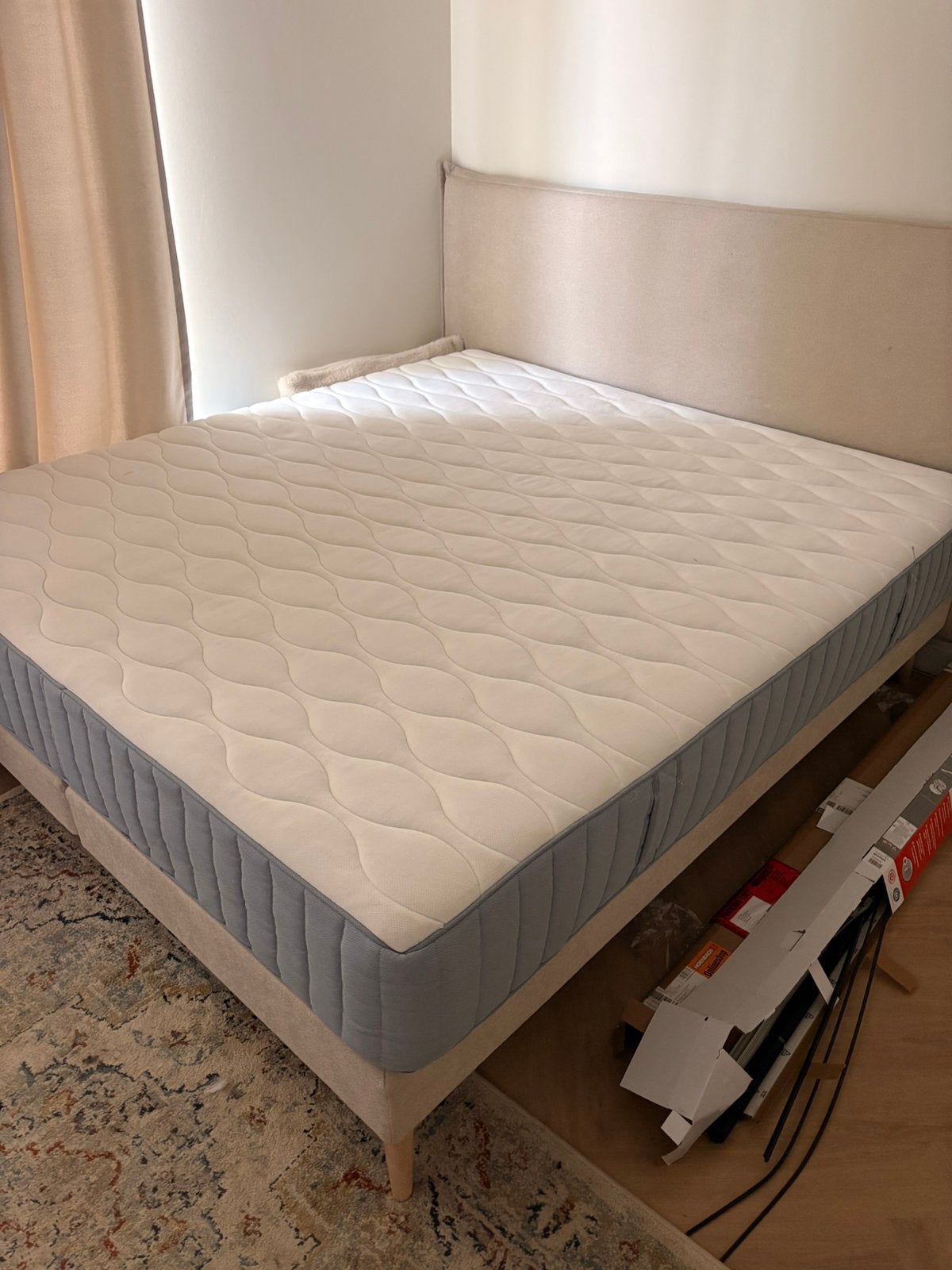 EMMA deluxe boxspring 180x200 met IKEA Vagstranda matras, Ophalen, Beige, Tweepersoons, Zo goed als nieuw