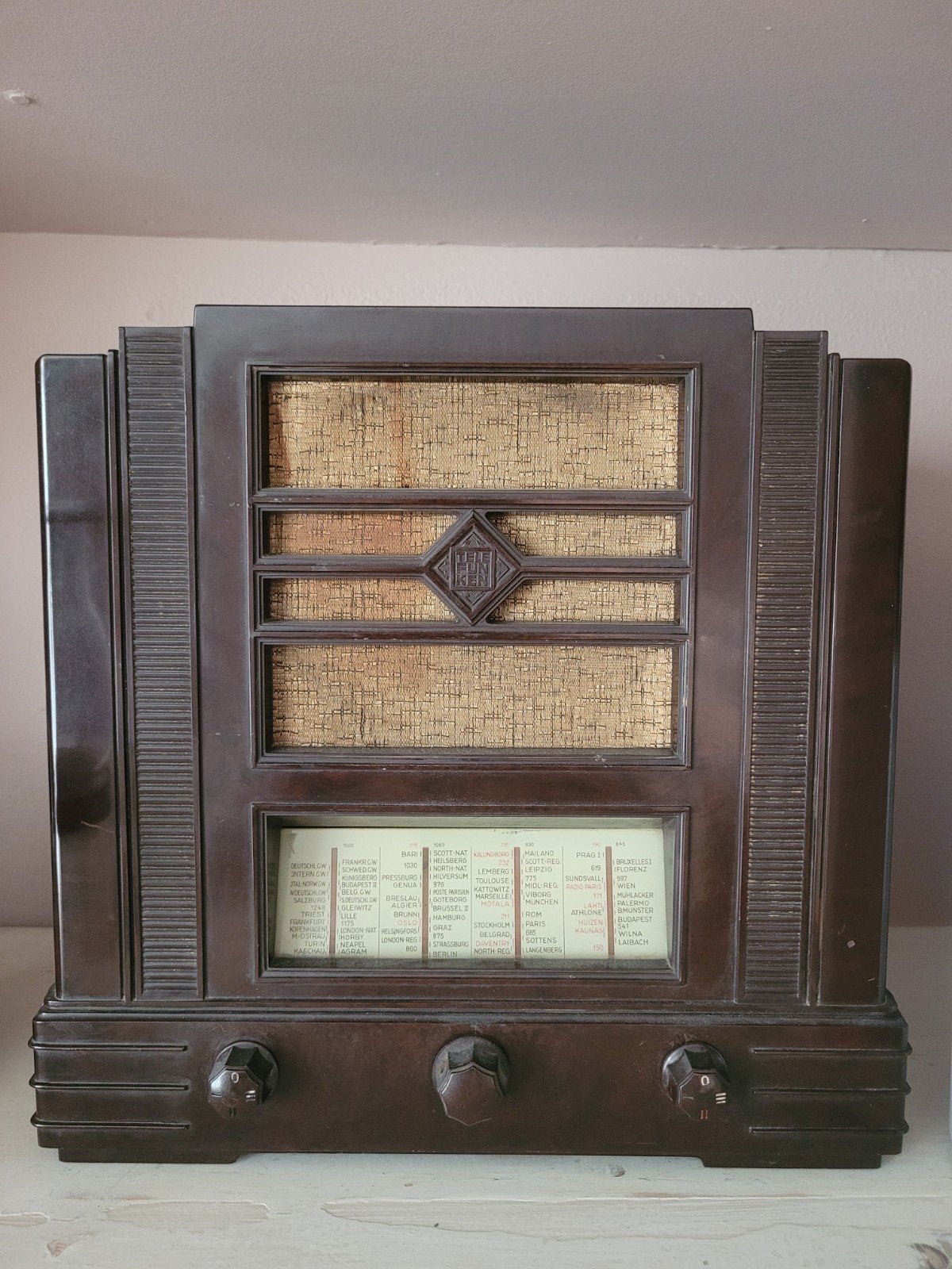 Telefunken nauen bakelieten radio, Ophalen