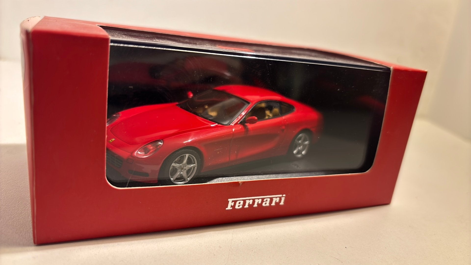 Ferrari 612 Scaglietti 2004 ixo 1.43, Ophalen of Verzenden, A, A, A