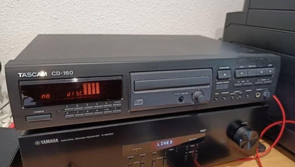 CD-speler professioneel Tascam, Ophalen of Verzenden, Gebruikt, Overige merken