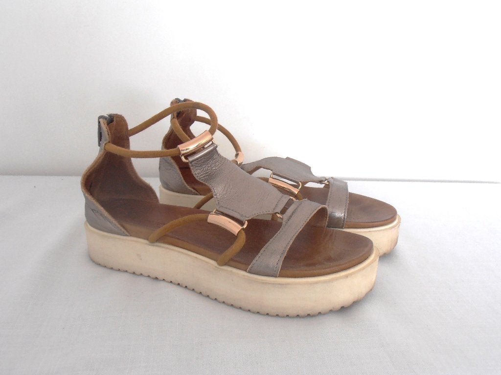 Inuovo - prachtige bronzen leren sandalen - 37, Kleding | Dames, Bruin, Verzenden, Inuovo, Sandalen of Muiltjes