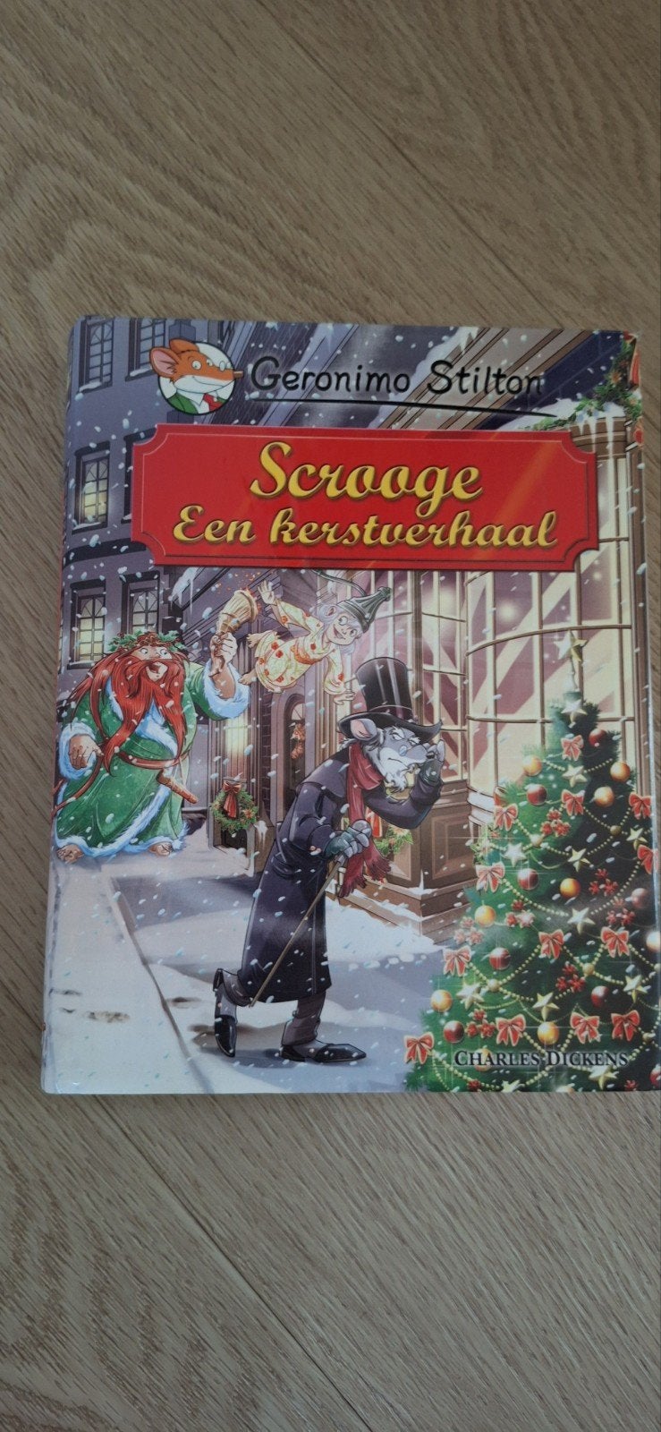 Scrooge Een Kerstverhaal - Geronimo Stilton, Ophalen of Verzenden, Zo goed als nieuw, Charles Dickens, Fictie algemeen