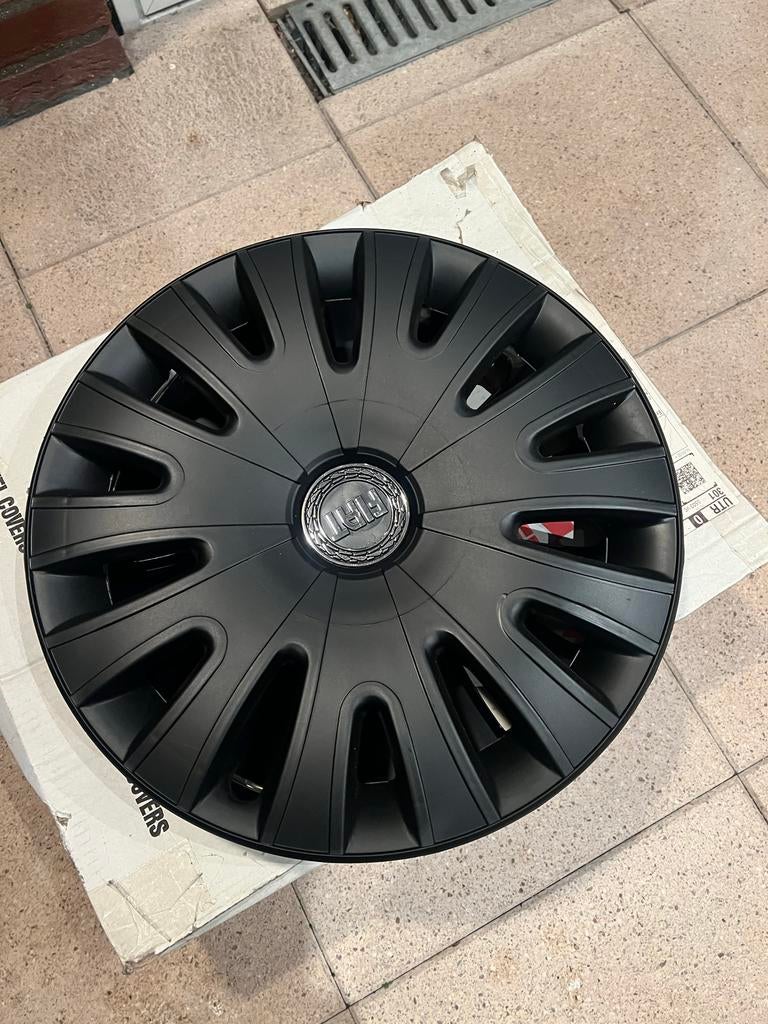 4x Gloednieuwe wieldoppen voor camper/auto - Fiat logo, Ophalen of Verzenden, Nieuw