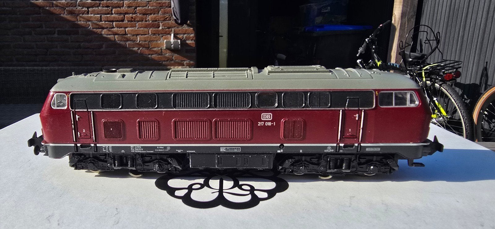 trix express H0 BR-V217 rood., Gebruikt, Trix, Ophalen of Verzenden, Gelijkstroom
