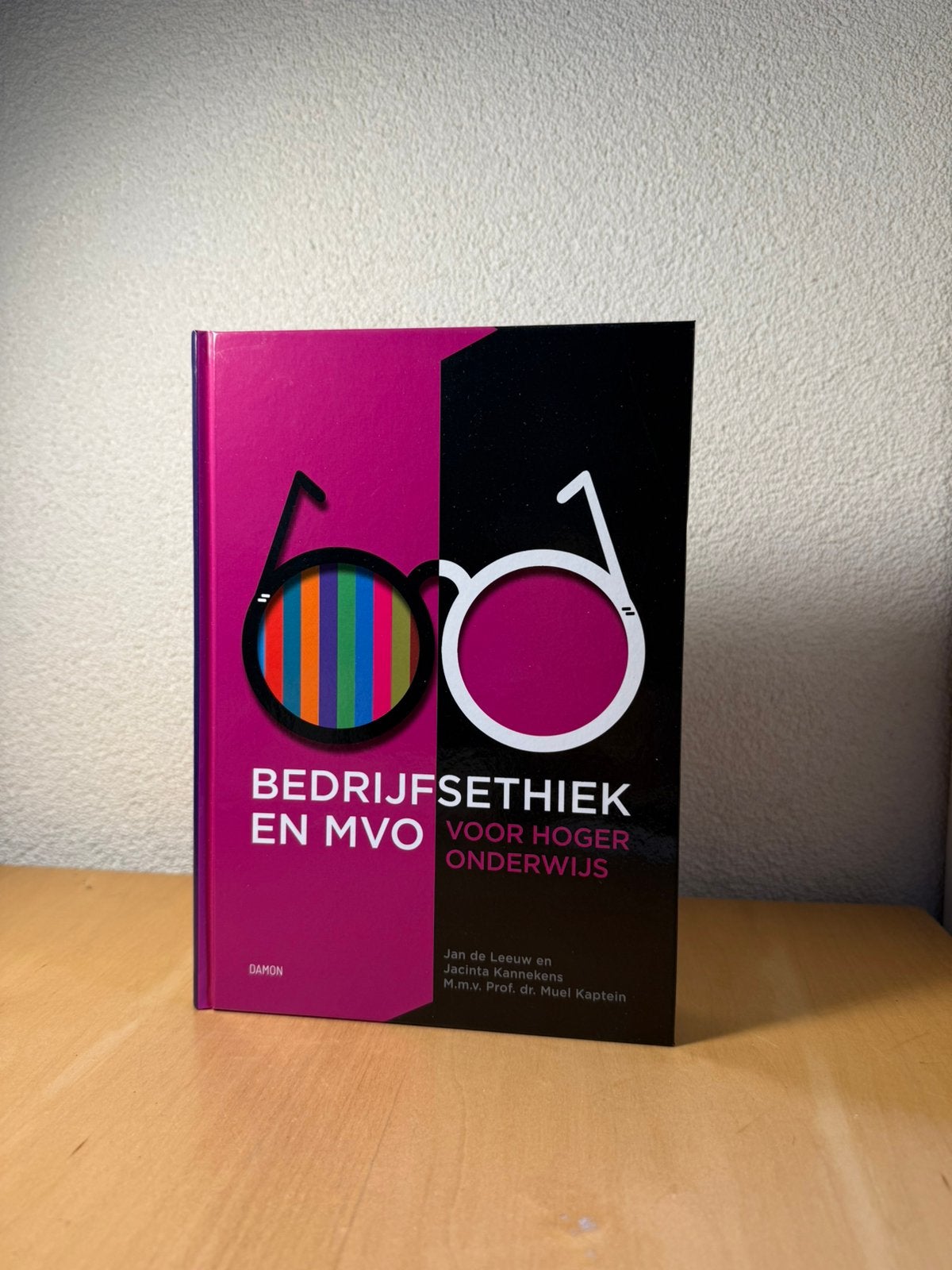 Bedrijfsethiek en MVO voor hoger onderwijs - t.w.v. €30, Boeken, Studieboeken en Cursussen, Ophalen of Verzenden, Beta, Zo goed als nieuw