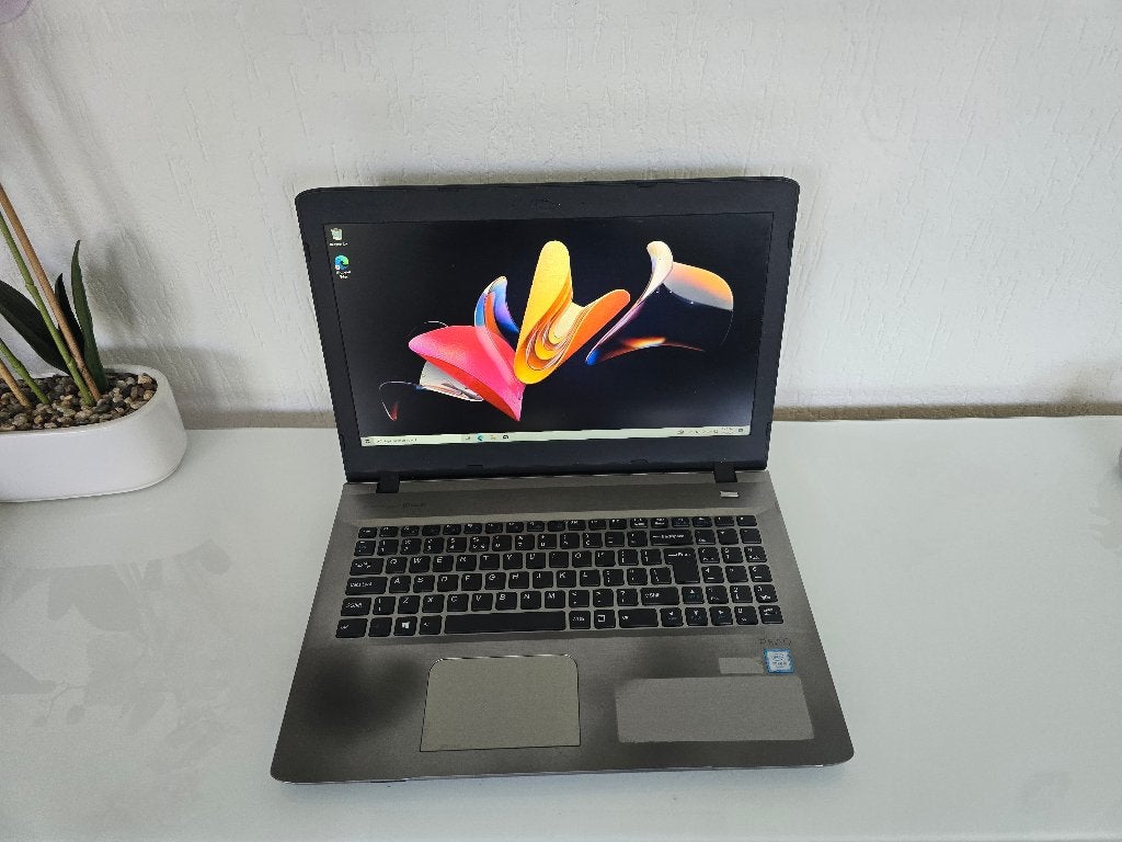 Peaq PNB   15.6 inch   1080 Full HD, Computers en Software, HDD, 2 tot 3 Ghz, 15 inch, Ophalen of Verzenden