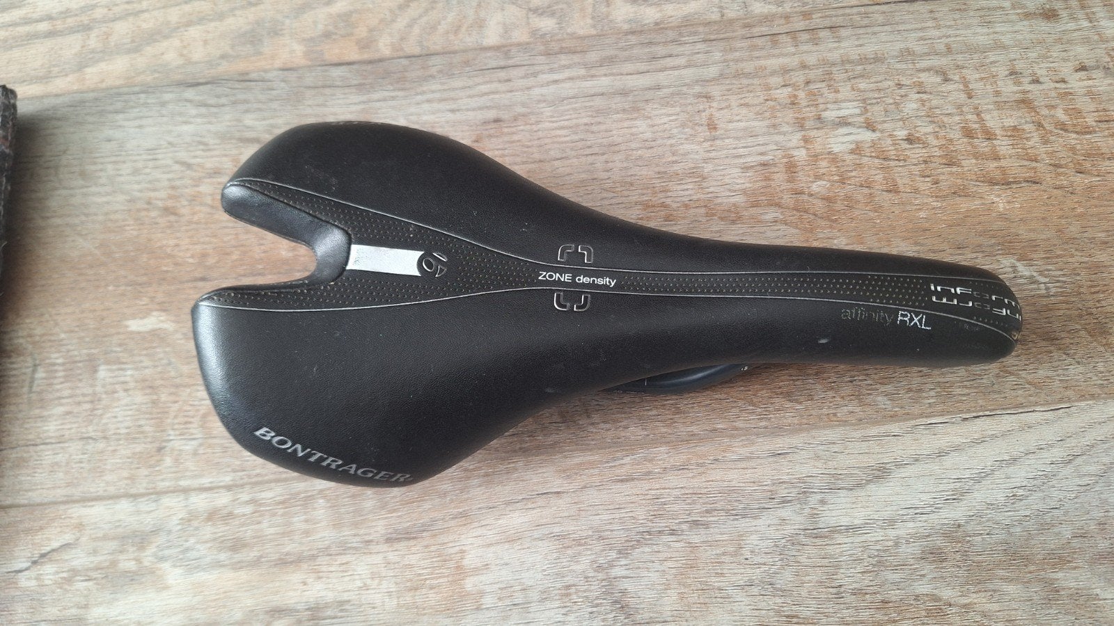 Bontrager RXL Carbon Zadel - Zo goed als nieuw, Mountainbike, Ophalen of Verzenden, Zo goed als nieuw, Bontrager