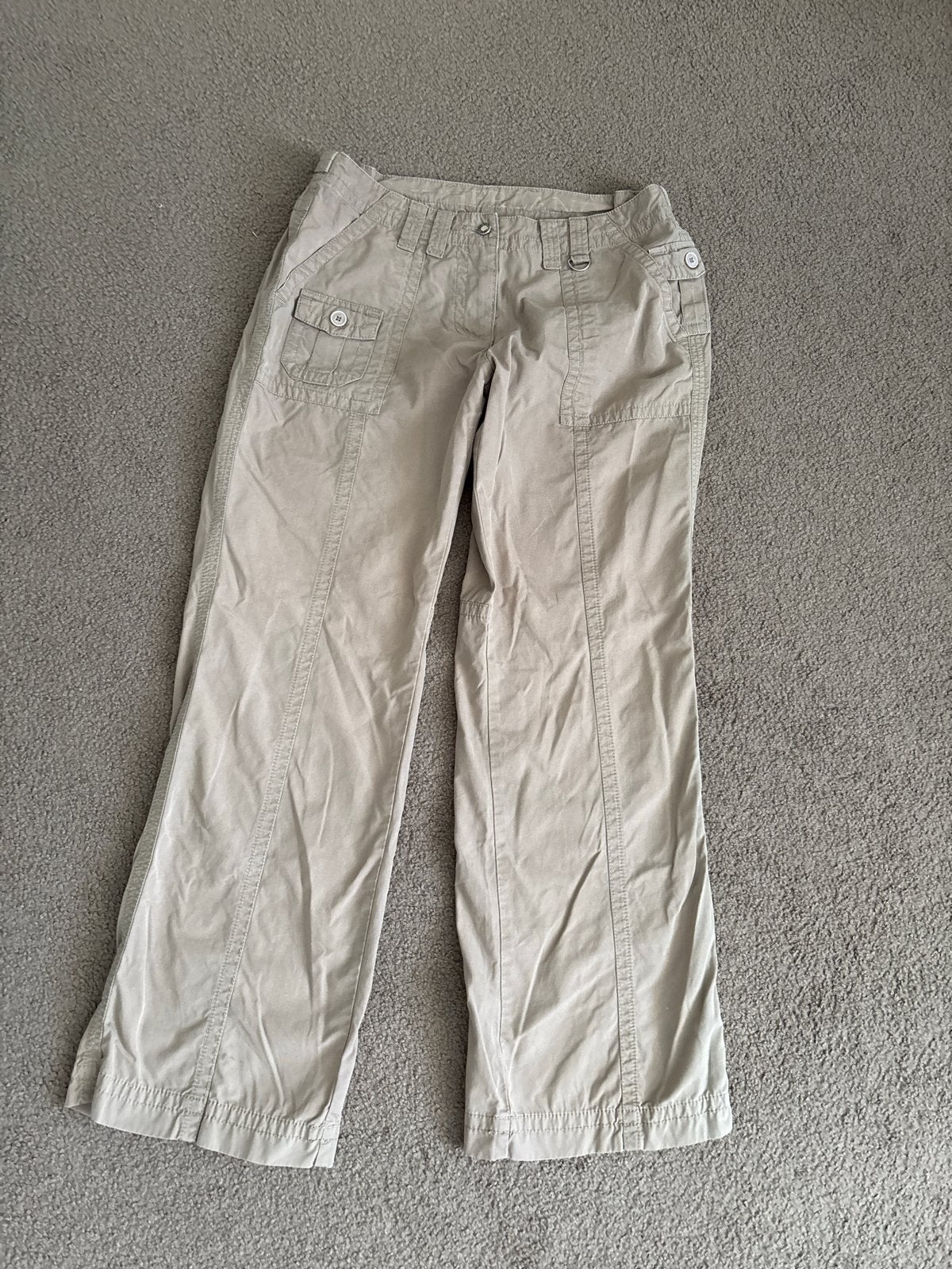 bruine broek maat 42 met leuke details, Bruin, Maat 42/44 (L), Ophalen of Verzenden, Zo goed als nieuw