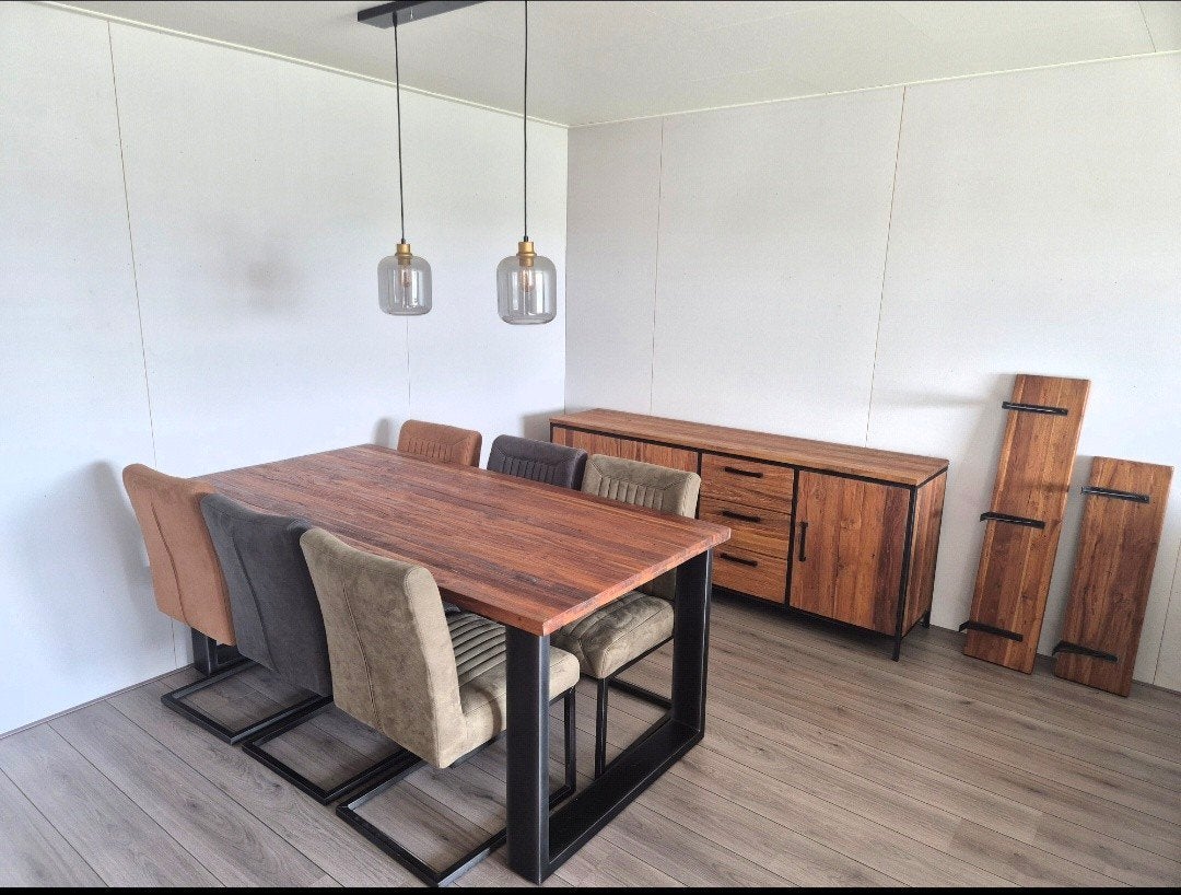 Industriële dressoir en eettafelset met stoelen, Met lade(s), 150 tot 200 cm, Zo goed als nieuw, Industrieel