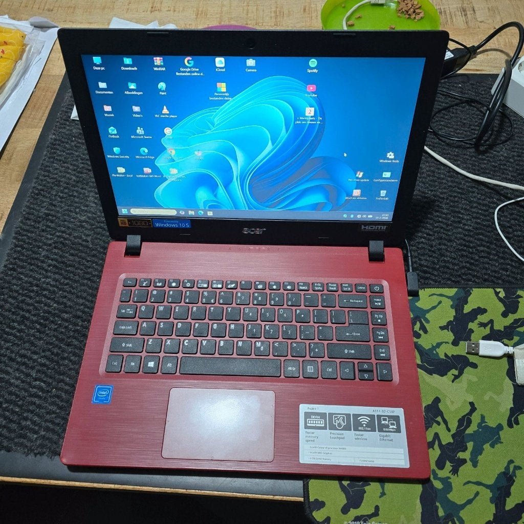 SAMSUNG ACCER LAPTOP WIDESCREEN, Computers en Software, Windows Laptops, Ophalen of Verzenden, 15 inch, 2 tot 3 Ghz