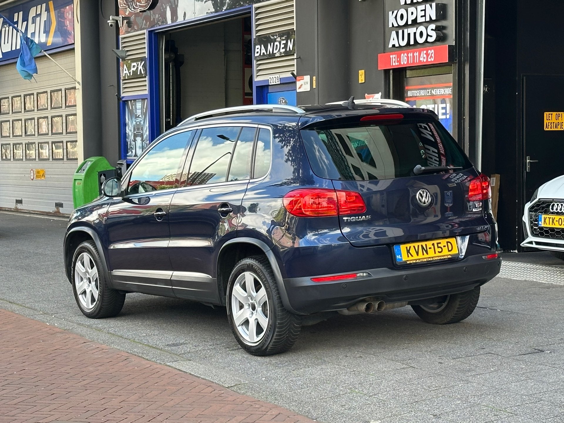 Volkswagen Tiguan 1.4 TSI Sport&Style Automaat Clima Camera, Auto's, Volkswagen, Euro 6, 4 cilinders, 150 pk, Blauw