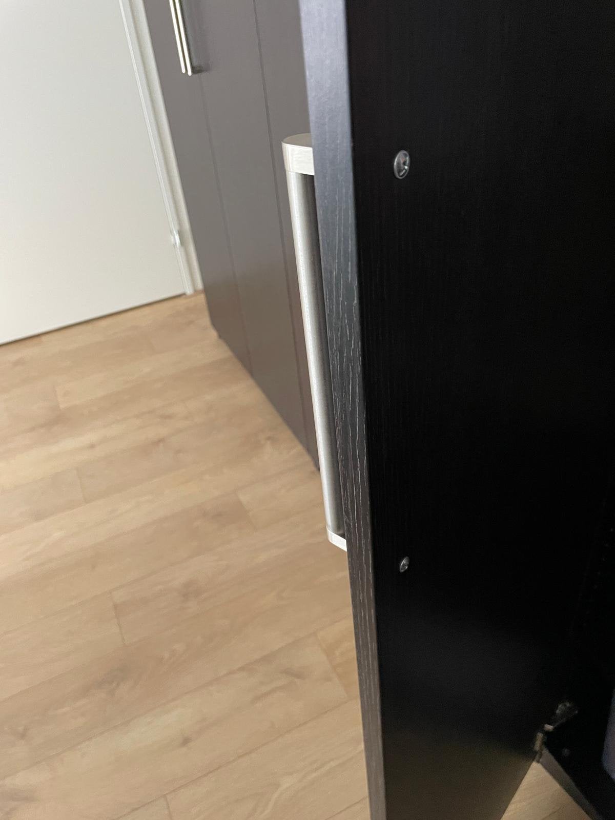 Foto 5 van Kledingkast groot