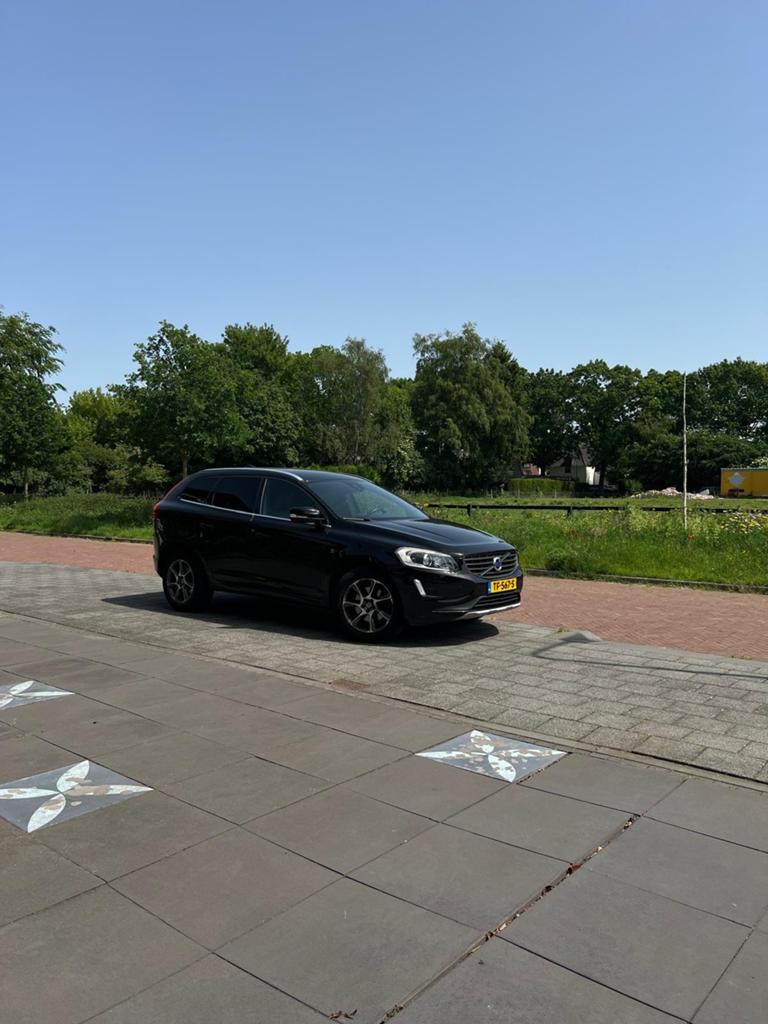 Volvo XC60 2.0 D3 Geartronic 2016 Zwart, 1800 kg, 4 cilinders, 1969 cc, Zwart