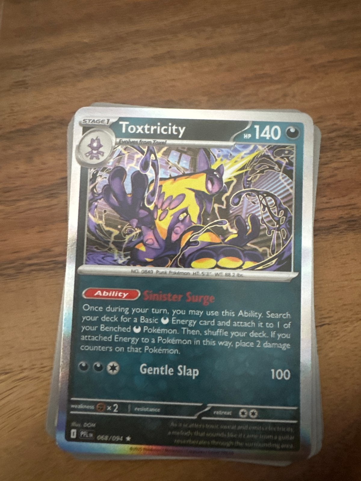 Toxtricity Pokémon Kaart - Stage 1, HP 140, Ophalen of Verzenden, Zo goed als nieuw, Losse kaart