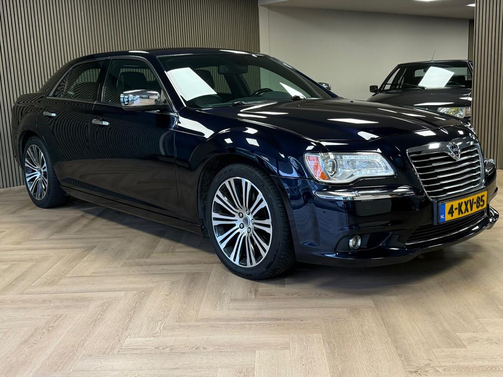 Lancia Thema 3.6 V6 Platinum AUTOMAAT NAVIGATIE CRUISE CLIMA, Automaat, Thema, Gebruikt, Zwart