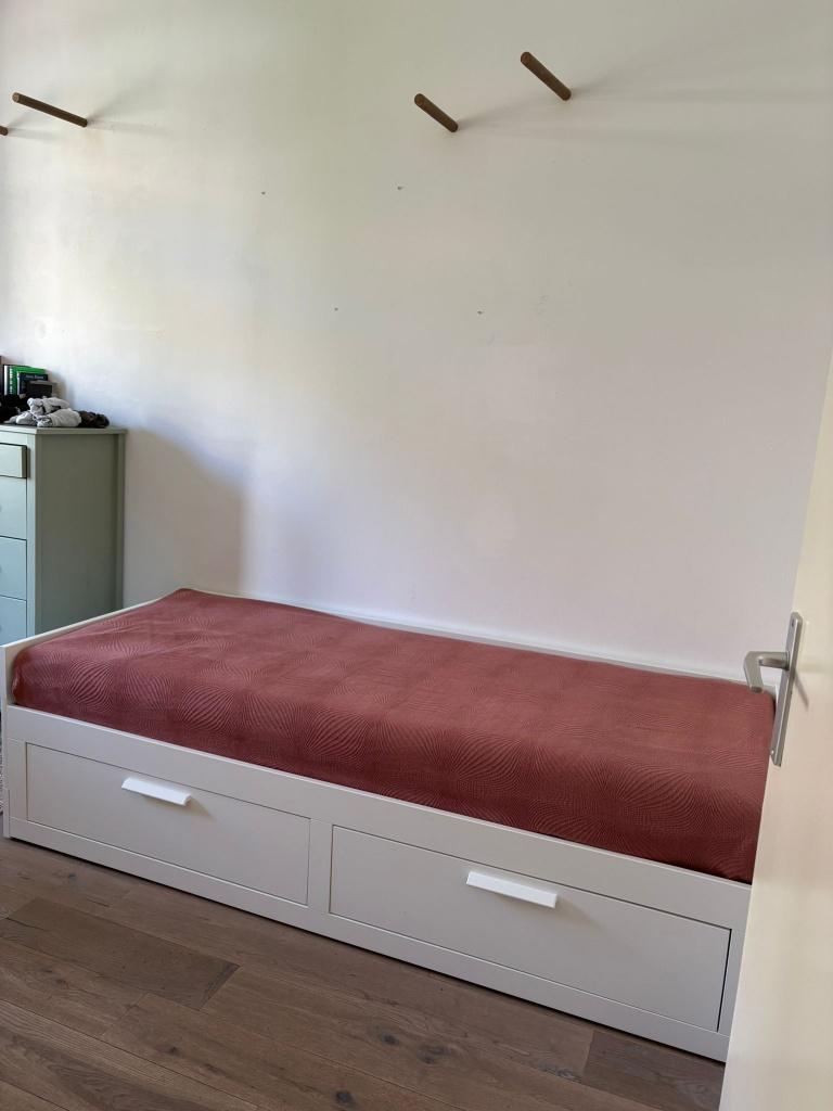 IKEA Bed BRIMNES 80x200, Huis en Inrichting, Slaapkamer | Bedden, Ophalen, Wit, Tweepersoons, Zo goed als nieuw