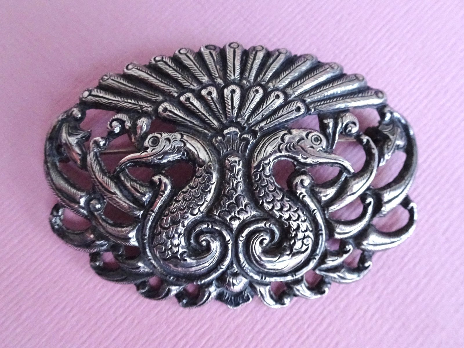 jwg Grote Art Nouveau Djokja zilver pauw vogel broche antiek, Verzenden, Zilver, Broche