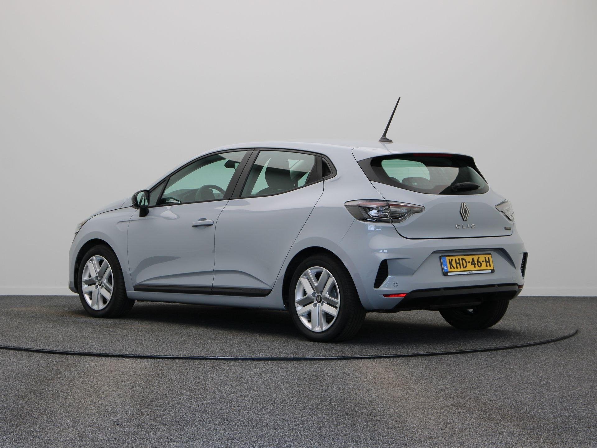 Renault Clio E-Tech Full Hybrid 145pk Evolution | Parkeersen, Dealer onderhouden, Stof, Gebruikt, Euro 6
