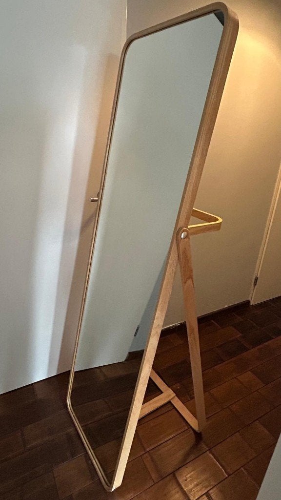 IKORNNES Standing mirror, Ophalen, Nieuw, 150 tot 200 cm, Rechthoekig