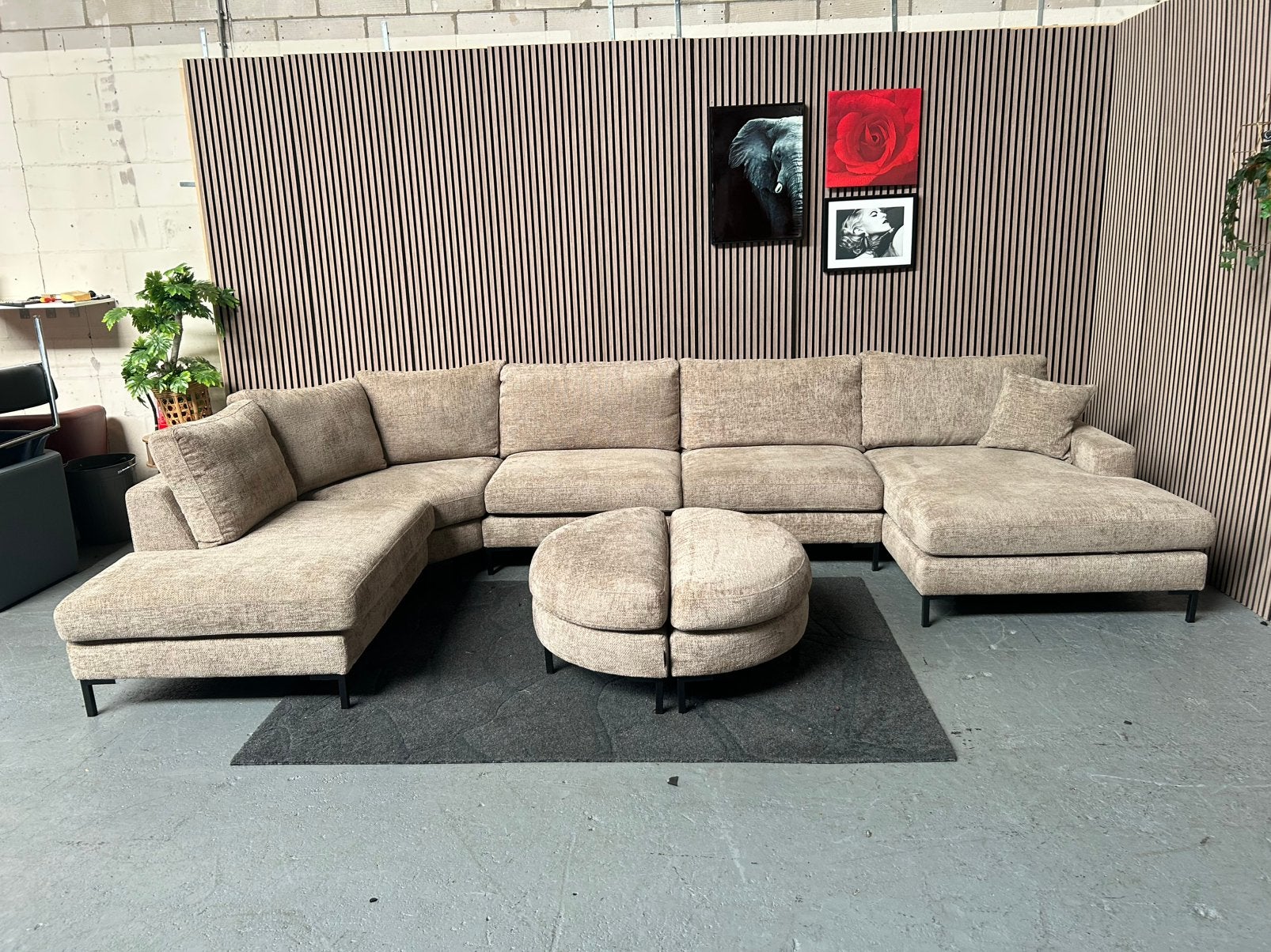 GRATIS LEVERING Urban Sofa U-Bank Beige 439X240 GEREINIGD