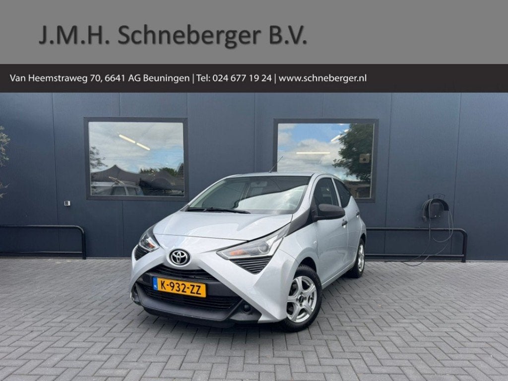 Toyota AYGO 1.0 VVT-i x-fun / Airco / Bluetooth / AUX/USB /, Huisgarantie, Met garantie (alle), 4 stoelen, Handgeschakeld