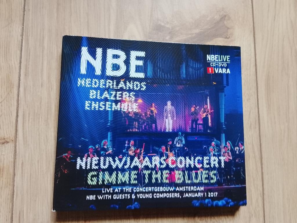 Nederlands Blazers Ensemble Nieuwjaars Concert CD & DVD, Boxset, Ophalen of Verzenden, Zo goed als nieuw, Overige typen