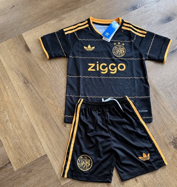 Ajax tenue kids 146/152 shirt en broek nieuw met kaartje, Verzenden, Nieuw, Jongen of Meisje, Setje