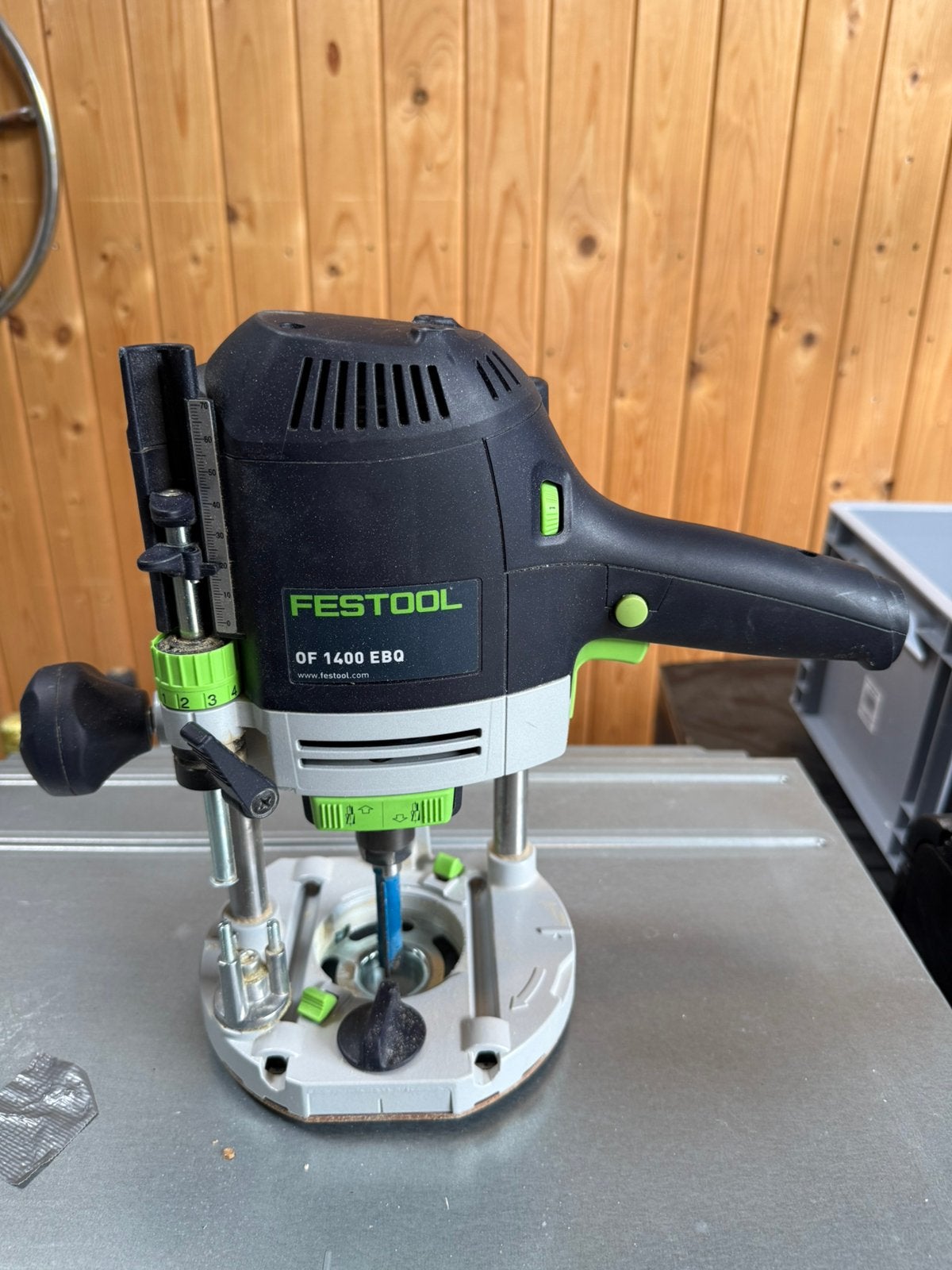 Festool OF1400 te koop z.g.a.n, Ophalen, Zo goed als nieuw, Elektrisch, Bovenfrees