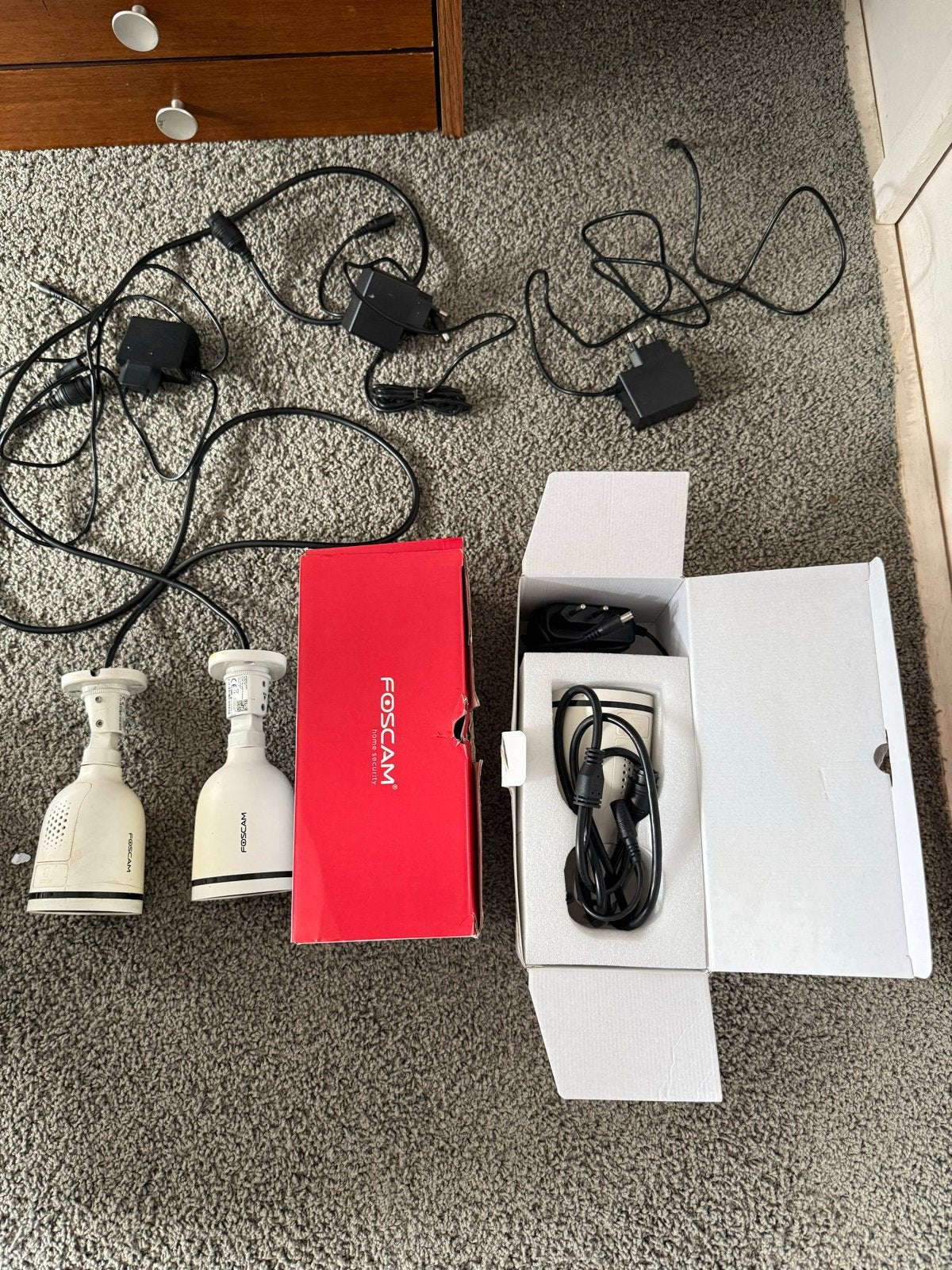 4 Foscam S41 WiFi camera's met spotlight, Audio, Tv en Foto, Ophalen of Verzenden, Gebruikt, Buitencamera