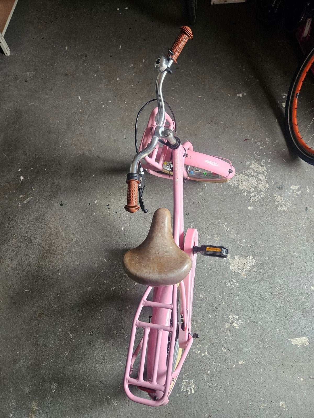 Roze kinderfiets met voordrager en terugtraprem, Fietsen en Brommers, Ophalen, Terugtraprem, Onbekend, 16 tot 20 inch