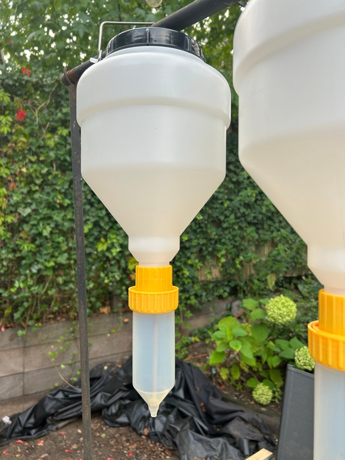 3,5 liter sausdispensers met spenen. Publiekstrekker!!, Huis en Inrichting, Keuken | Keukenbenodigdheden, Ophalen, Gebruikt